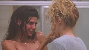 Slums of Beverly Hills — imagem 14